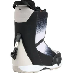 Boots Burton Waverange Step On Gray Cloud