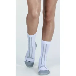 Chaussettes X Socks Trail Run Discover Crew Arctic White Pearl Grey