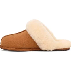 Chaussons UGG W Scuffette II Chestnut