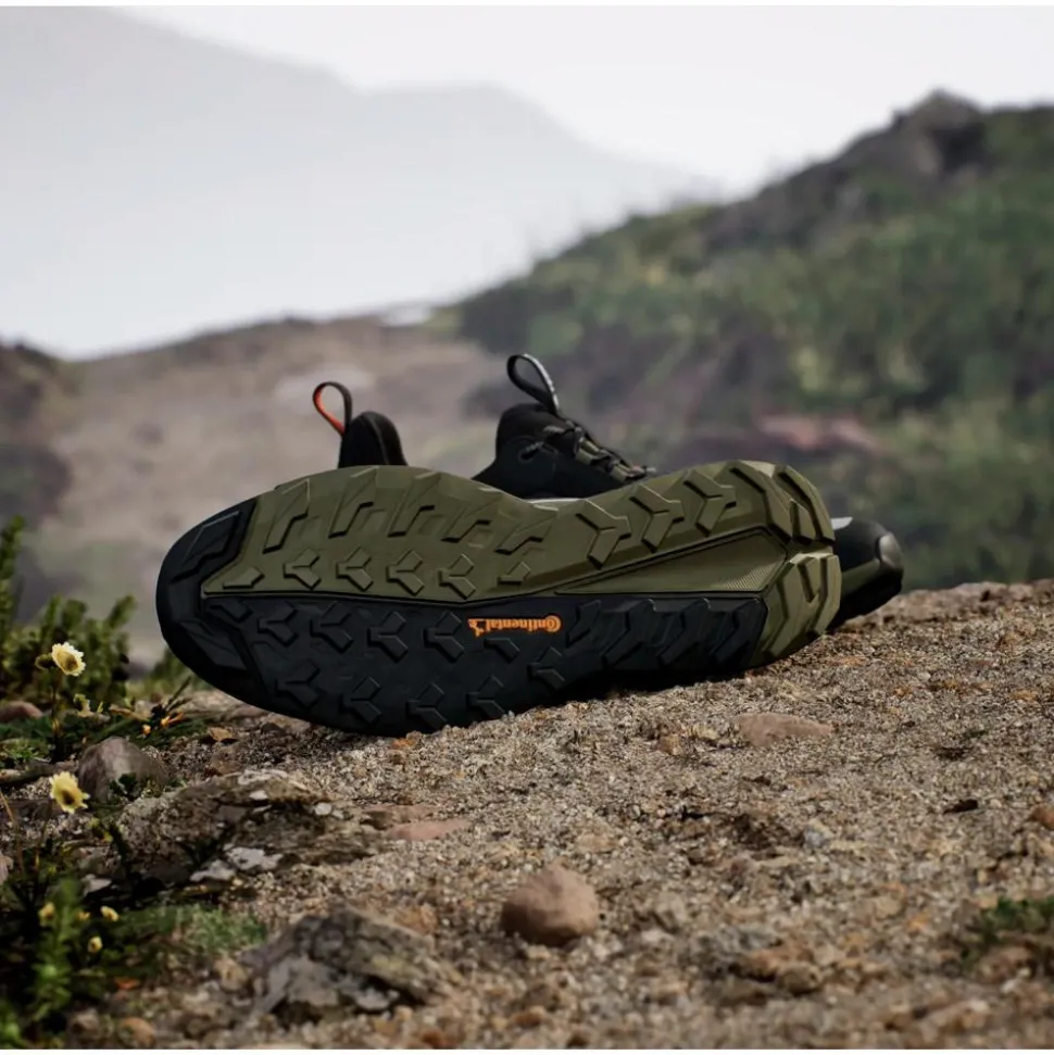 Chaussures de Fast Hiking adidas Terrex Free Hiker 2 Low Gore-Tex Cblack Carbon Olistr