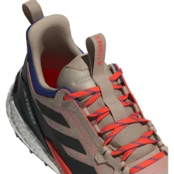 Chaussures de Fast Hiking adidas Terrex Free Hiker 2 Low Wonbei Cblack Seimor