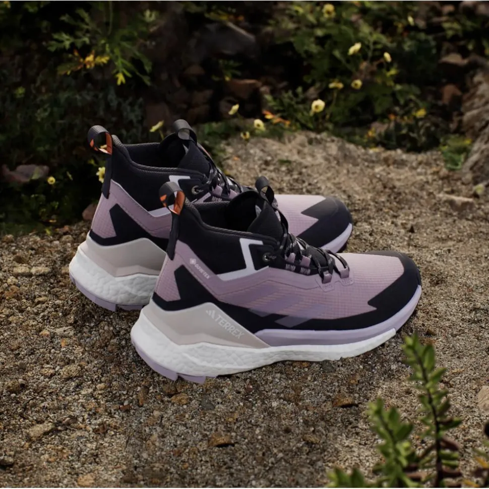 Chaussures de randonnée adidas Terrex Free Hiker 2 Gore-Tex W Preloved Fig Silver Dawn Aurora Black