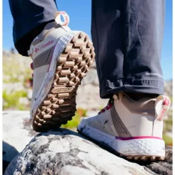 Chaussures de randonnée Columbia Facet 75 Mid Outdry Wmn Dark Stone Dark Fuchsia