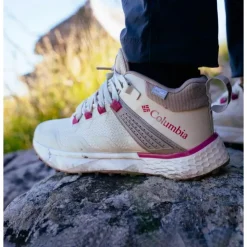 Chaussures de randonnée Columbia Facet 75 Mid Outdry Wmn Dark Stone Dark Fuchsia