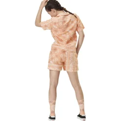 Short Picture Kintha Paisley