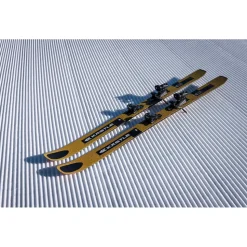 Ski Kastle Zx108