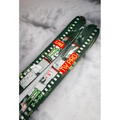 Ski Line Tom Wallisch Pro