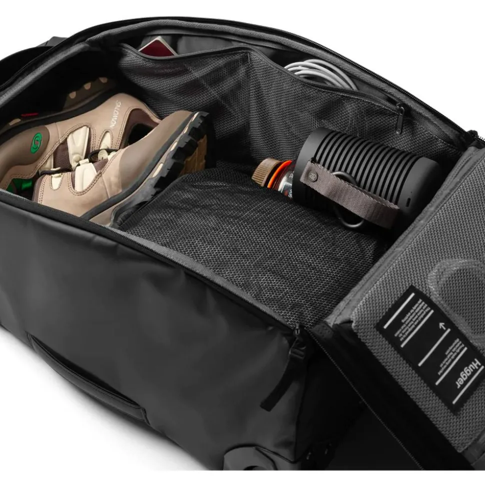 Valise Db Hugger Roller Bag Carry-On 40L Black Out