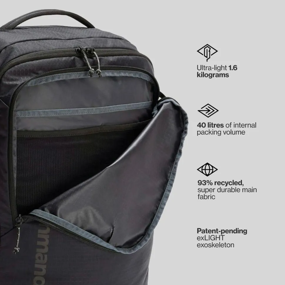 Valise Kathmandu Feather Flight Carry On 40L Black Stingray