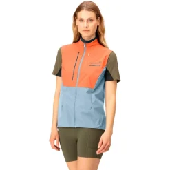 Veste de trail Norrona senja aero90 Vest W's Flamingo - Blue Fog
